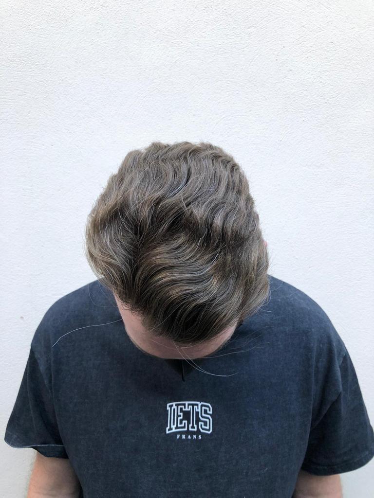 Hair pieces for men in {Location}